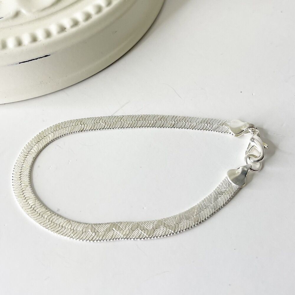 Silver‎ Herringbone Zigzag Textured Flat Chain Bracelet 7.5 Inch Lobster Clasp